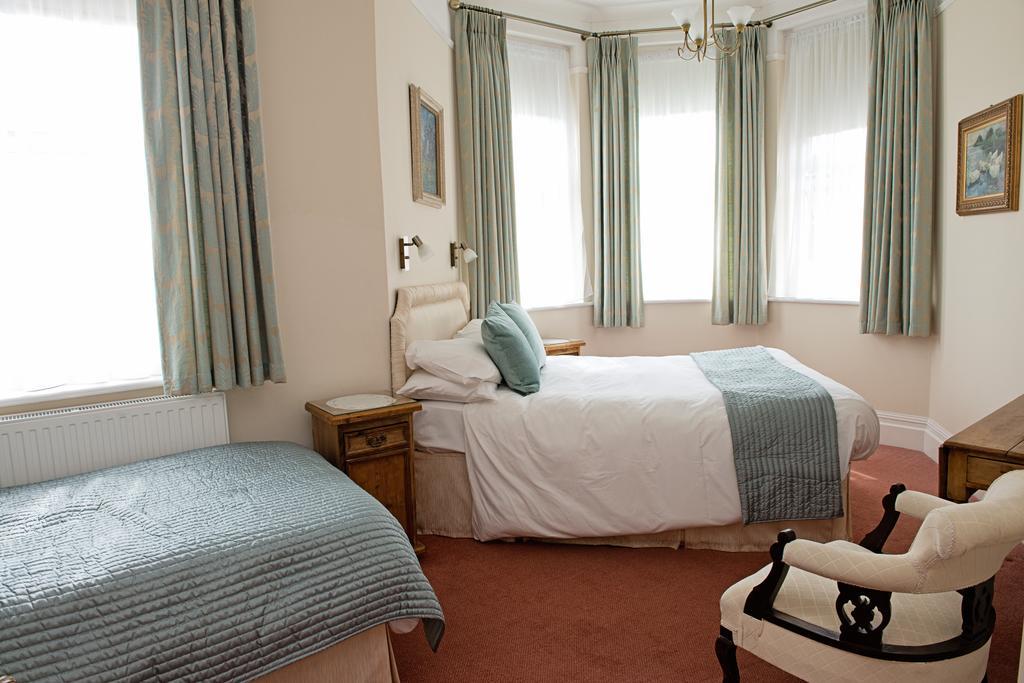 Hotel The Winter Dene Bournemouth Zimmer foto